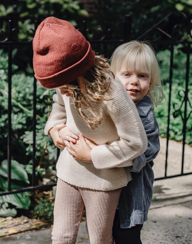 SISTER BROTHER SIBLINGS Join our conscious parenting course to reduce conflict, improve communication, build cooperation, and create a stronger relationship with your child today. HUGGING